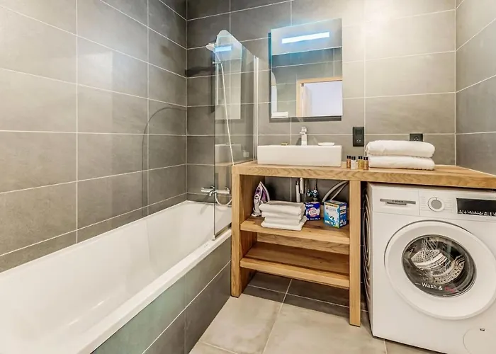 Résidence Les Terrasses De La Vanoise - 4 Pièces Pour 8 Personnes Mae-9203 Appartement